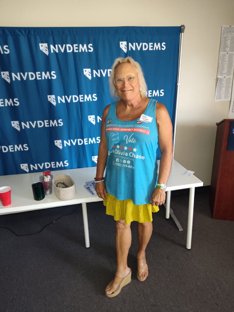 801071795-image20251104002639-768x1024